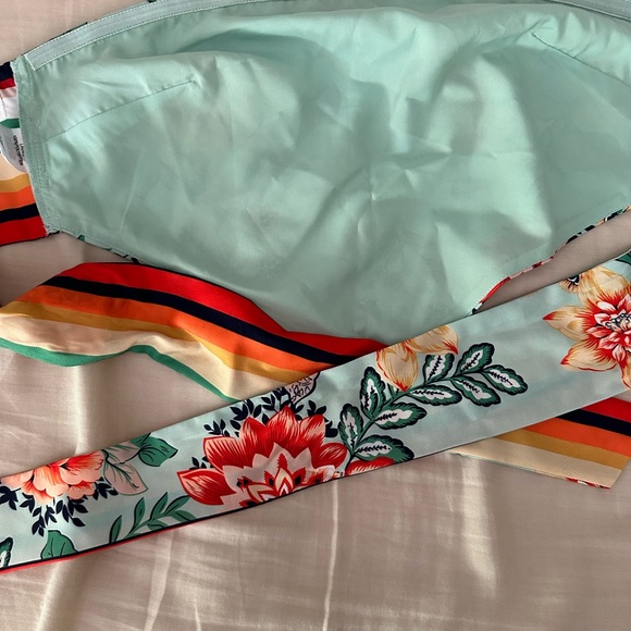 Superdown Bandana Top - Picture 3 of 3